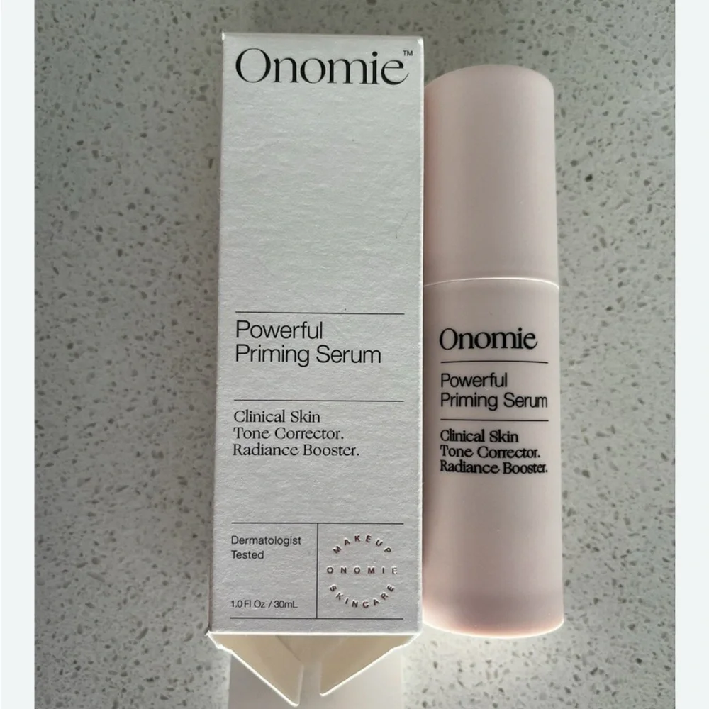 4 pcs Set Onomie- Setting Powder Lyon, lip+chick two colors and Prime Serum
